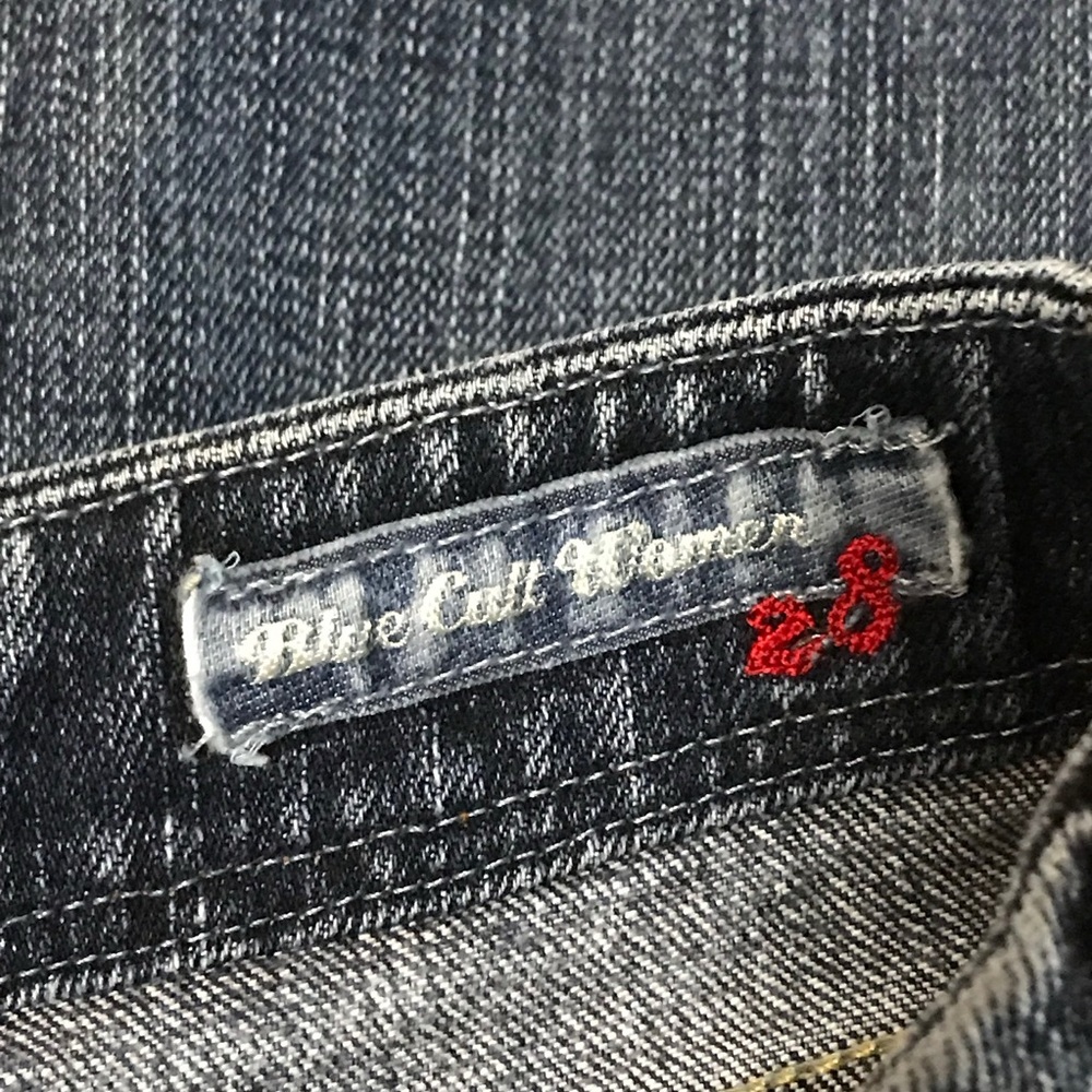 Women's Blue Cult Capri Jeans - Picture 7 of 8